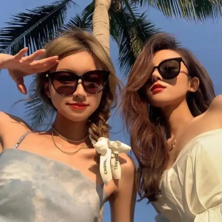 国民校草是女生·动态漫